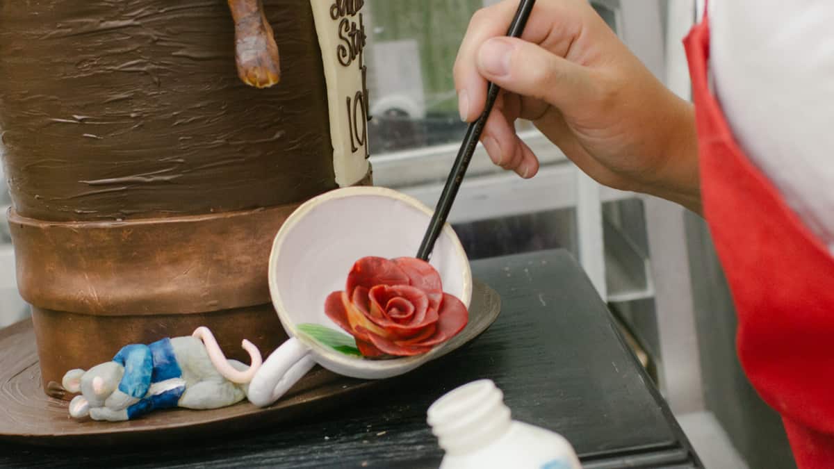 Painting the (Chocolate) Roses Red graphics